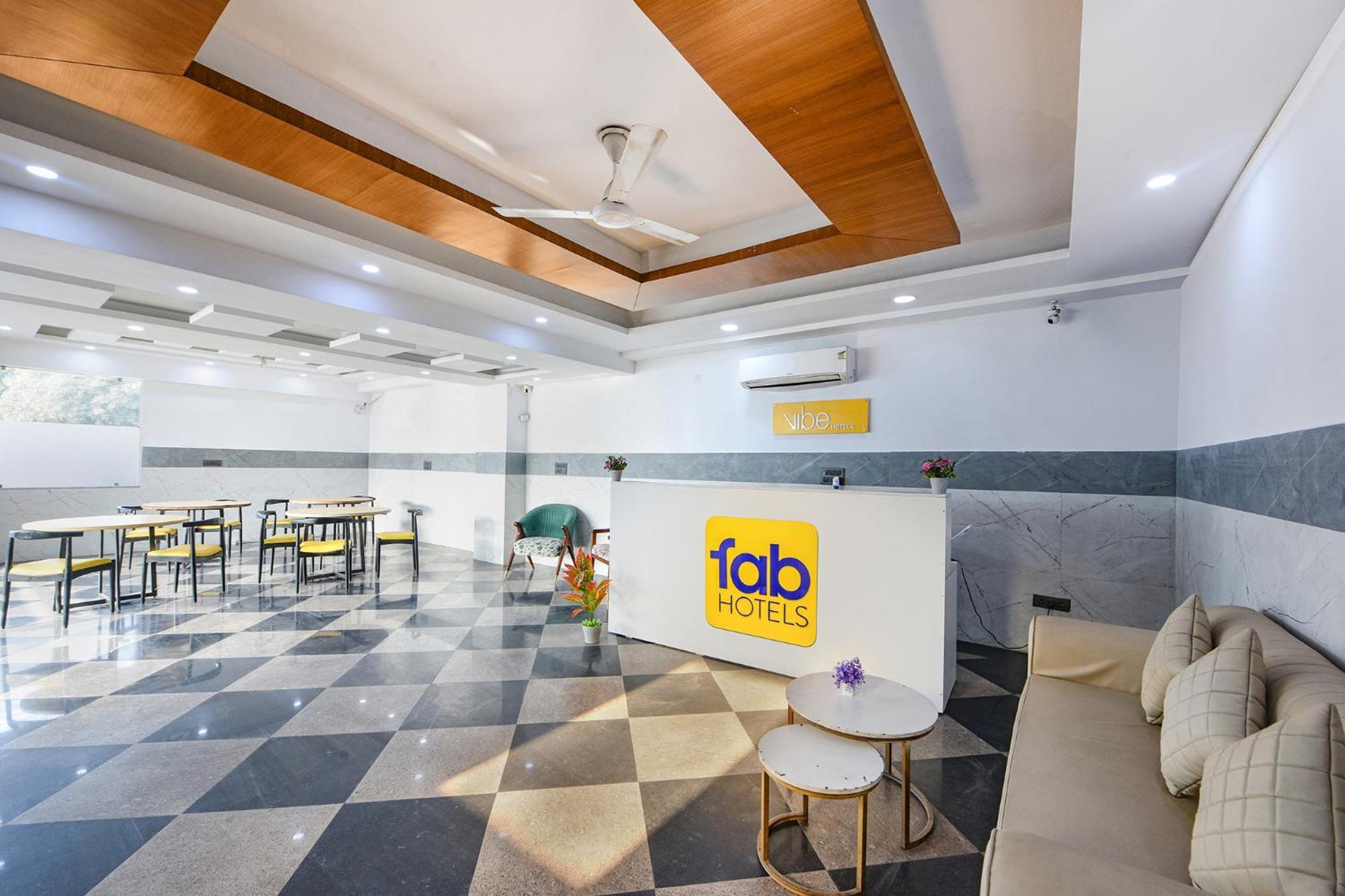 Fabhotel Vibe Noida Extérieur photo