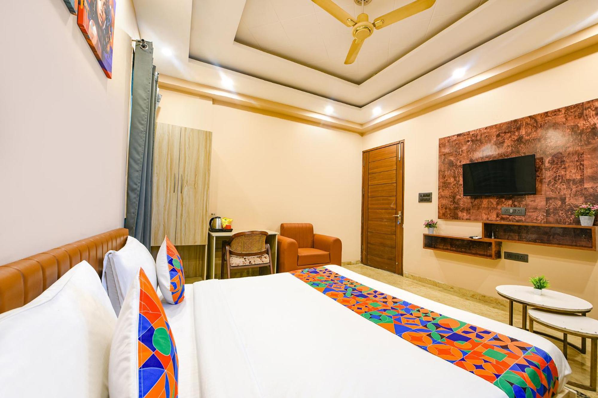 Fabhotel Vibe Noida Extérieur photo